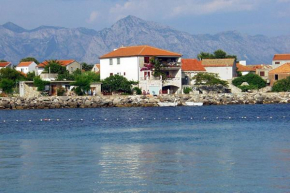 Apartments by the sea Sucuraj, Hvar - 566